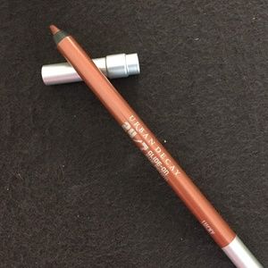 Urban Decay 24/7 glide on eye pencil